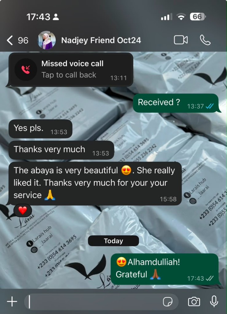WhatsApp review praising a beautiful LARAI abaya and great service